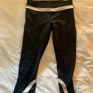 Lululemon crop leggings